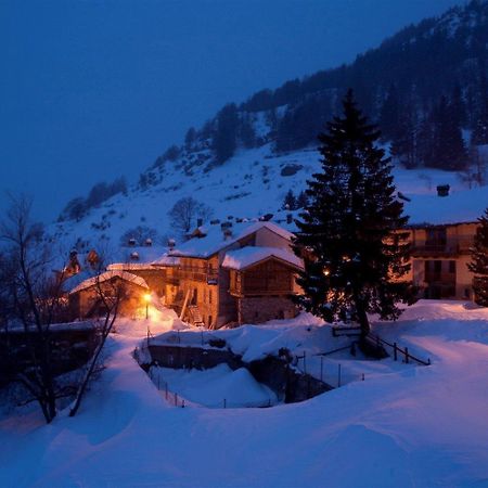 Hotel Ristoro Vagneur Saint Nicolas Exterior foto